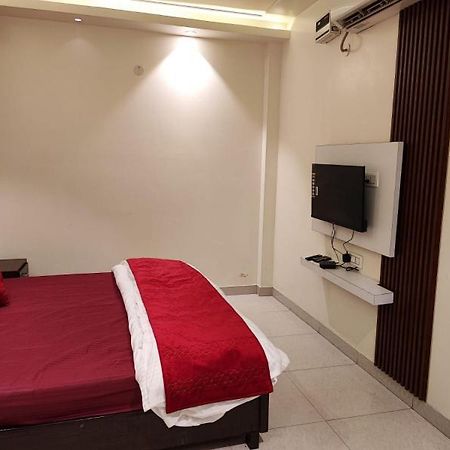 Sun Moon Residency And Apartments, Hotels In Rohini Δελχί Εξωτερικό φωτογραφία